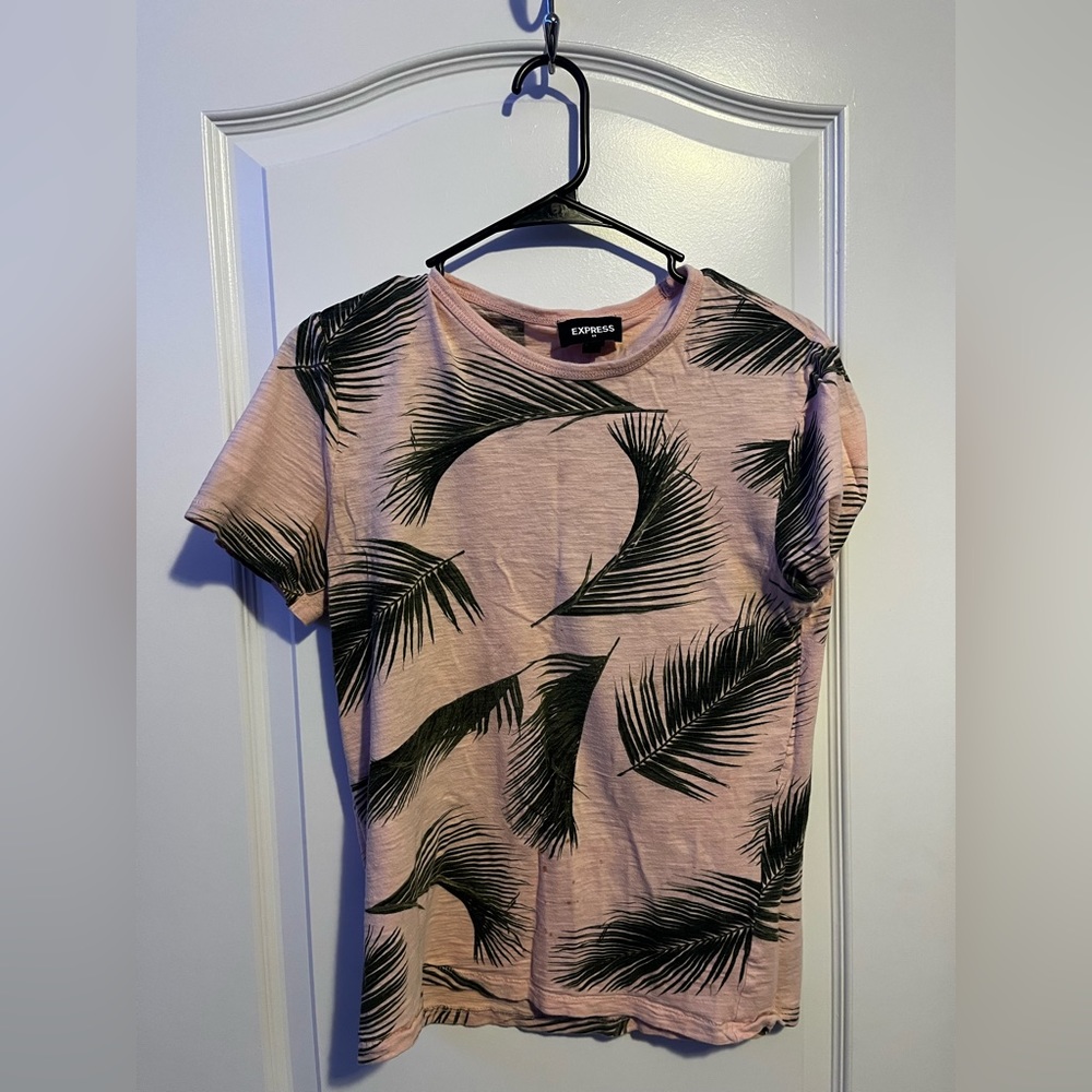 Pink beach shirt from express size extra small men’s